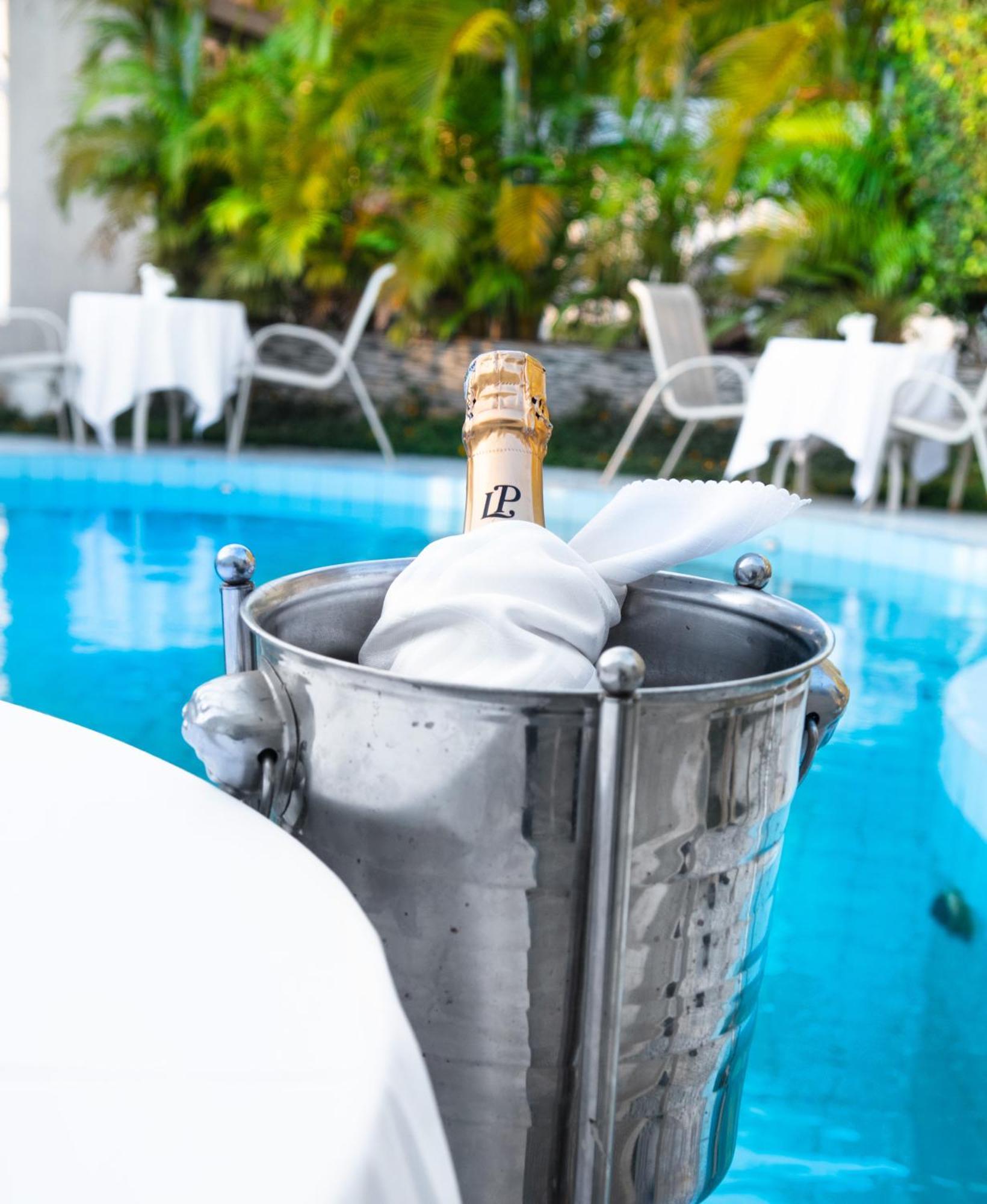 Dolce Vita Resort Hotel Бужумбура Екстериор снимка