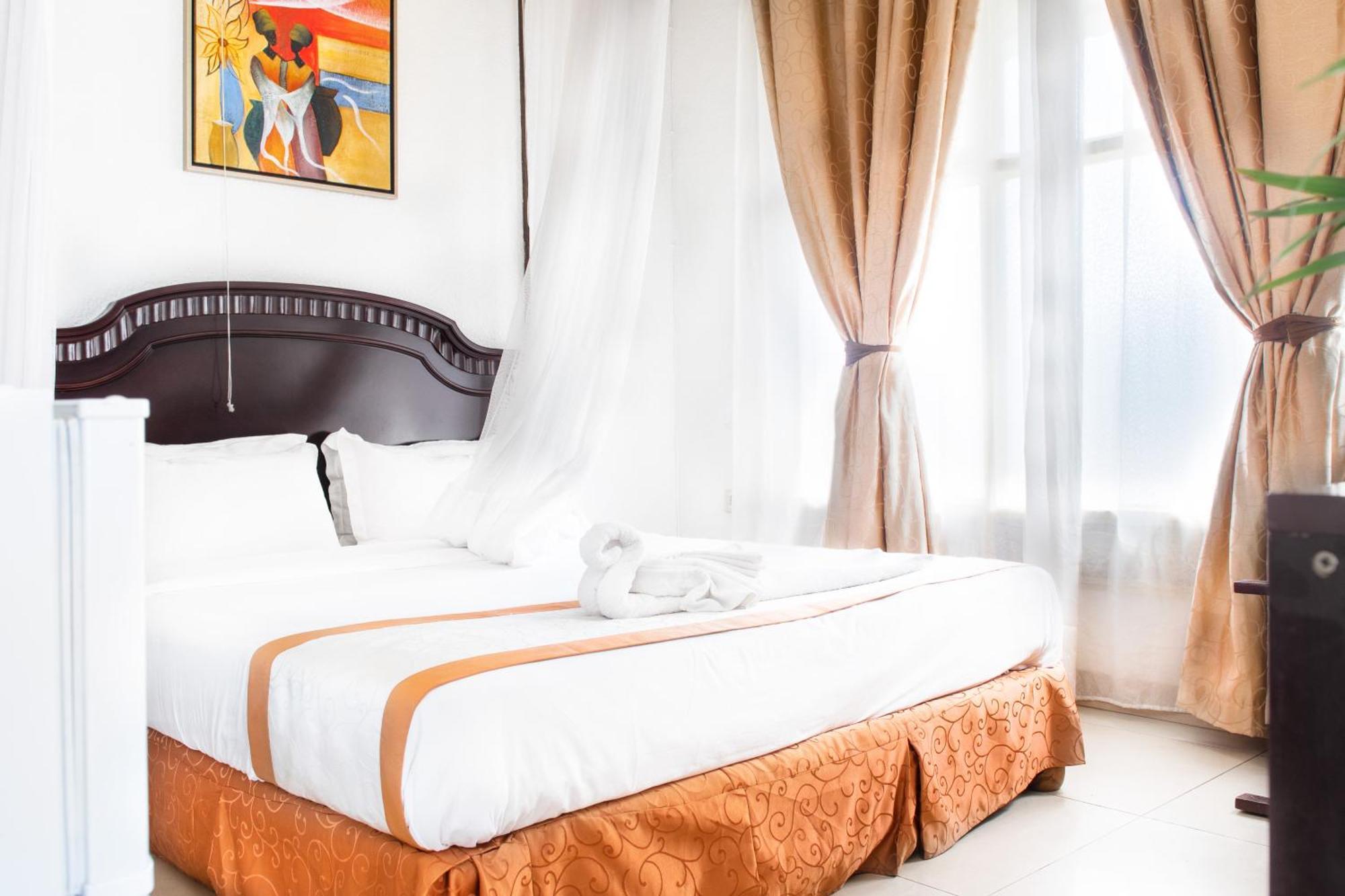 Dolce Vita Resort Hotel Бужумбура Екстериор снимка