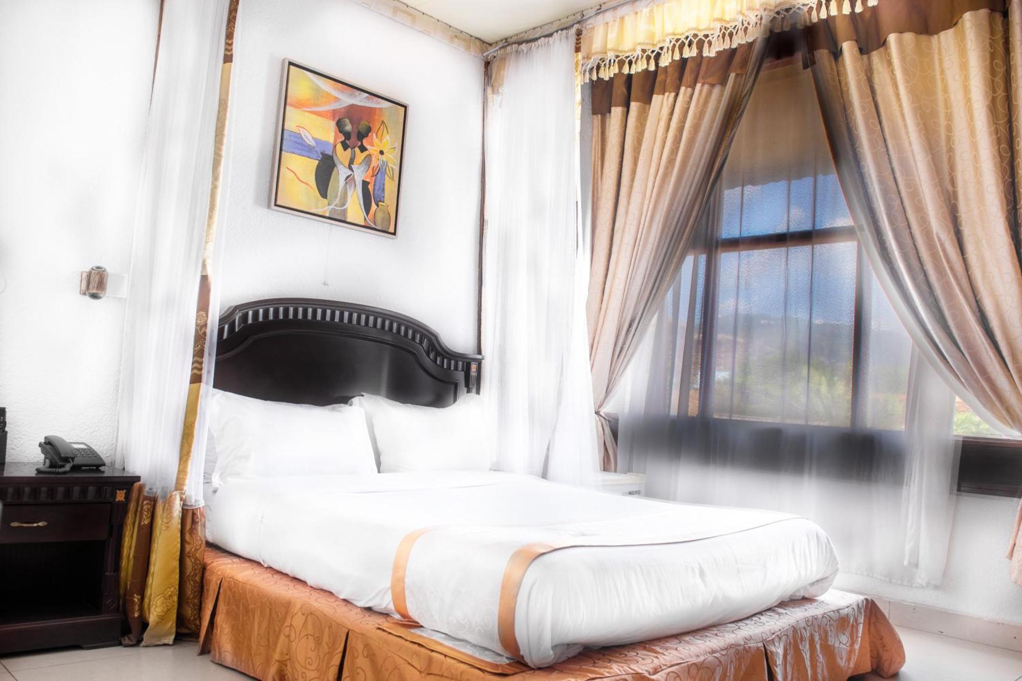 Dolce Vita Resort Hotel Бужумбура Екстериор снимка