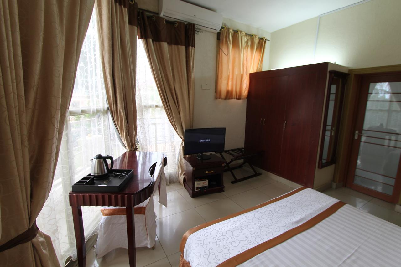 Dolce Vita Resort Hotel Бужумбура Екстериор снимка